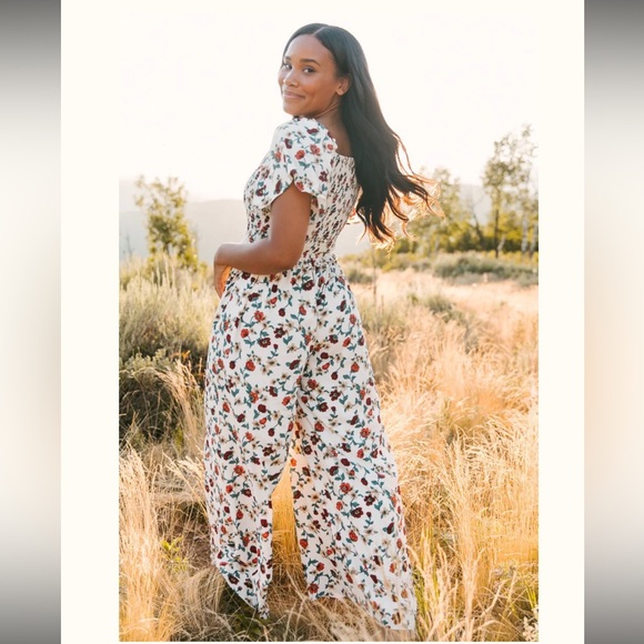 Sweet Caroline Jumpsuit with Pockets - Picture 1 of 6